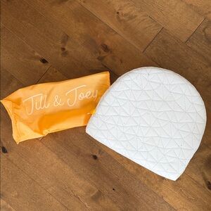 JILL & JOEY maternity wedge pillow back support